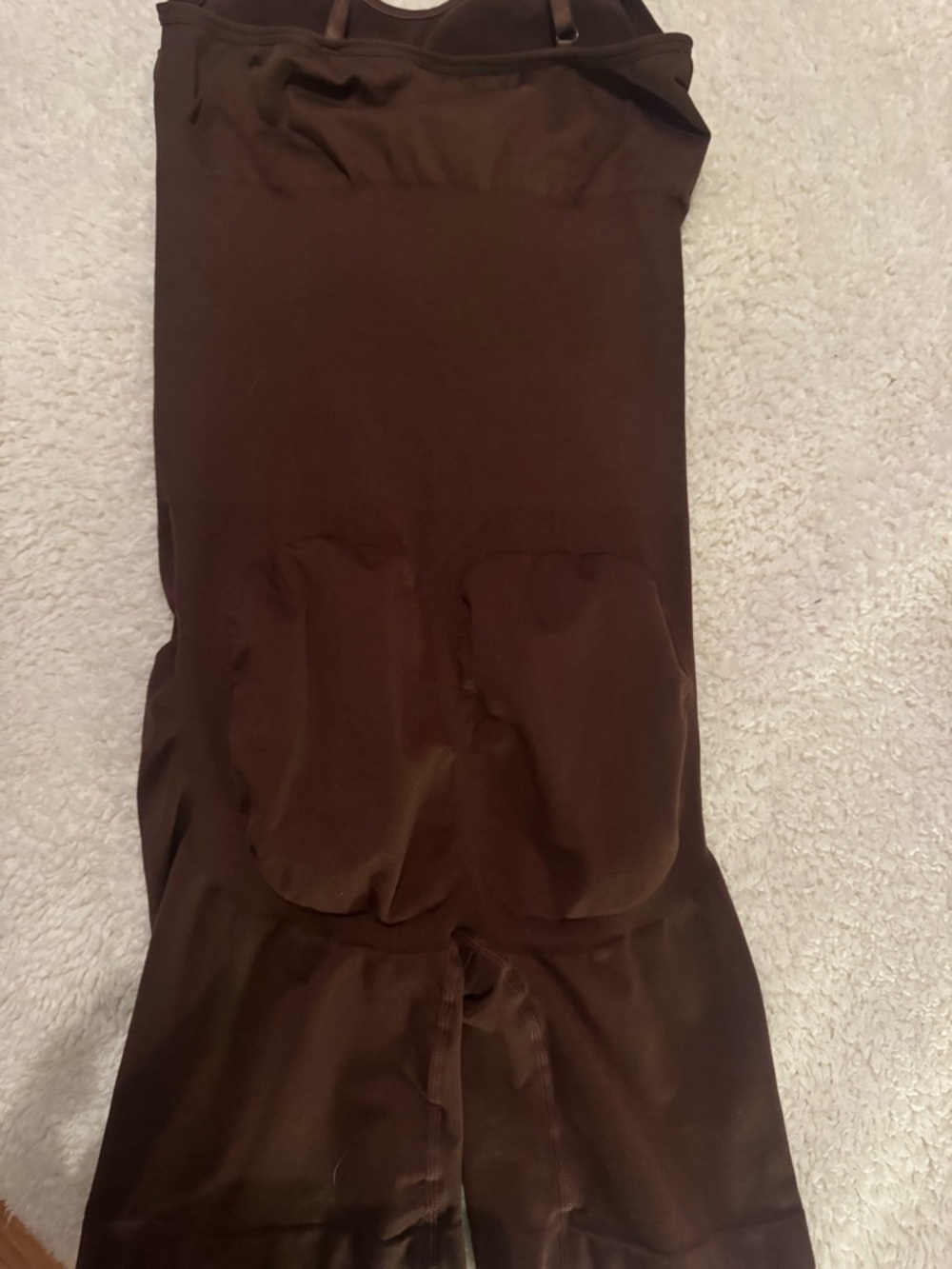 SKIMS Seamless Scoop Cami in Deep Chocolate Brown - Picture 4 of 5